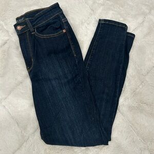 Judy blue 5/27 skinny fit dark wash jeans excellent like new condition!